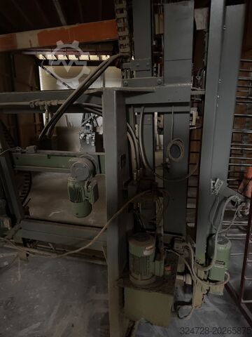 Hydraulic frame press for windows MAWEG EURONOVA QUICKOMAT
