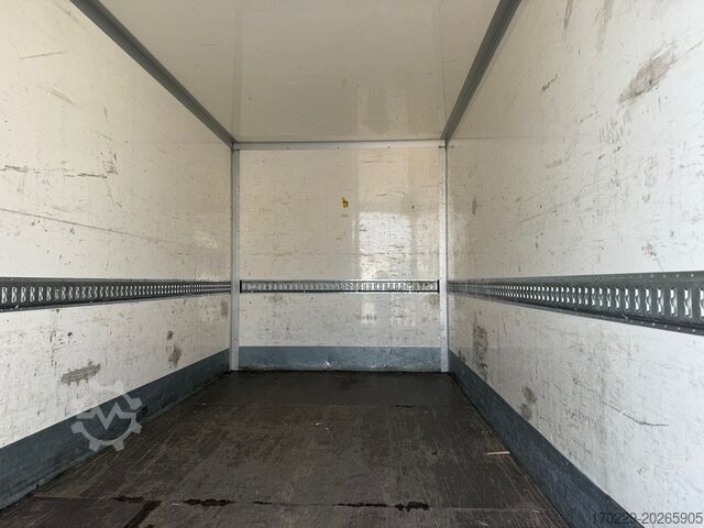 Box van Mercedes-Benz SPRINTER 314