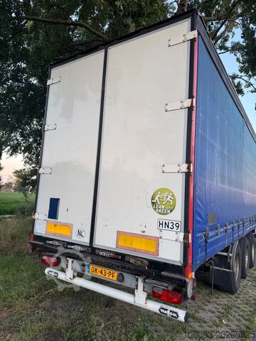 Sliding tarpaulins Van Hool 3-ass schuifzeilen oplegger