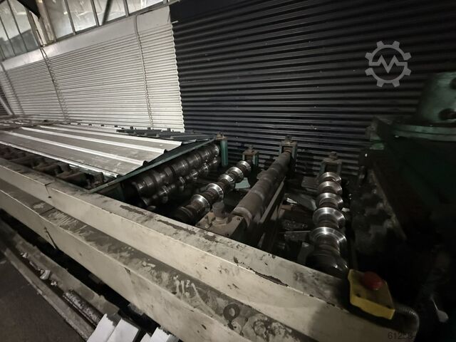 Roll forming line  