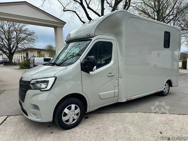 Van Renault Master Haras 1-2 Pferde