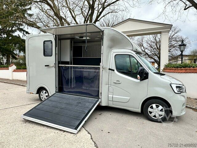 Van Renault Master Haras 1-2 Pferde