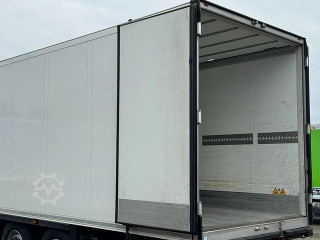 Refrigerated/frozen transport Schmitz Cargobull Carrier Vector 1550 / SAF Disc / Tyres 80% / AP...