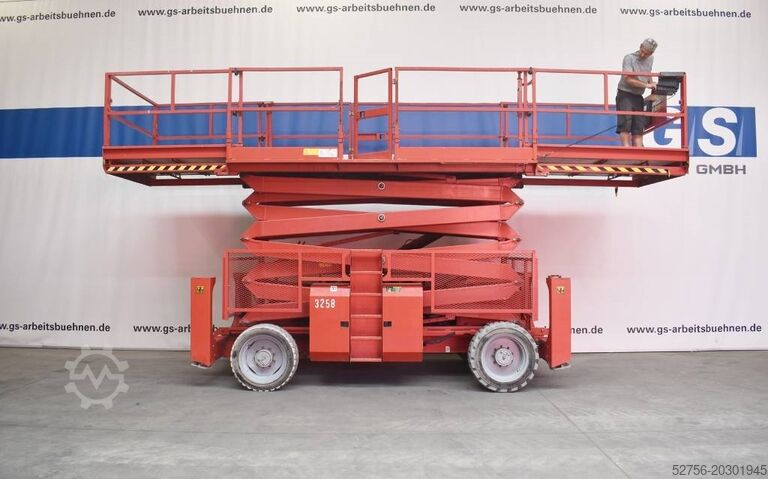 Scherenhebebühne Genie GS 4390 RT