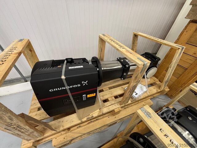 Neue Grundfos Mehrstufenpumpe New Grundfos Vertical, multistage centri CRE 64-3-2 A-F-A-E-HQQE