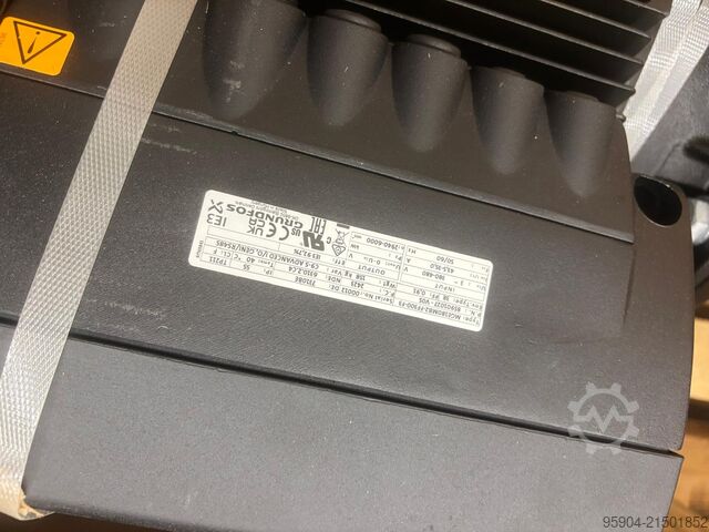 Neue Grundfos Mehrstufenpumpe New Grundfos Vertical, multistage centri CRE 64-3-2 A-F-A-E-HQQE