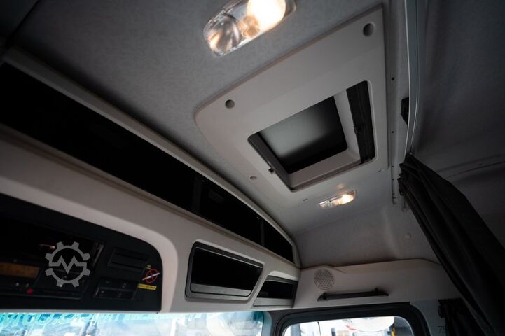 Standard tractor MERCEDES Arocs 1846 LS (no Actros )