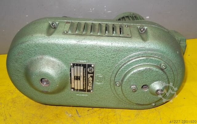 Adjustable gear motor 0.75 kW 35-189 rpm Lenze 155-ZNA0-80-4