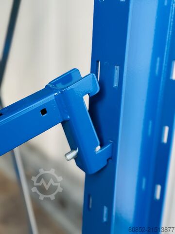 Cantilever rack ca. 3,15 lfm. Kragarmregal mit Fachböden H: 250cm 140 kg/Arm META Multistrong