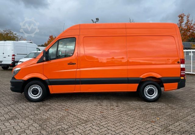 High top van MERCEDES-BENZ Sprinter 314 CDI KA/ L2H2/ AC/ AHK/ Werkstatt