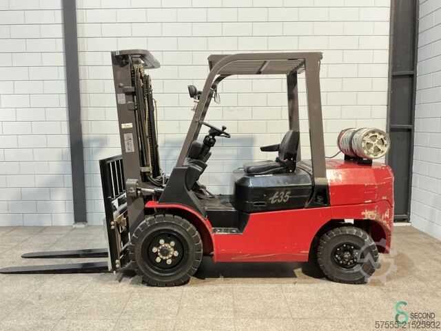 Gabelstapler EP FG35T