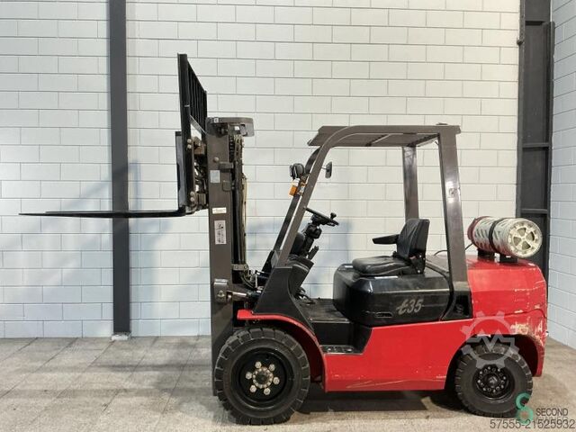 Gabelstapler EP FG35T