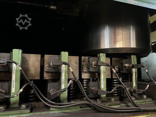 Pons-Schneidmaschine Voortman V500