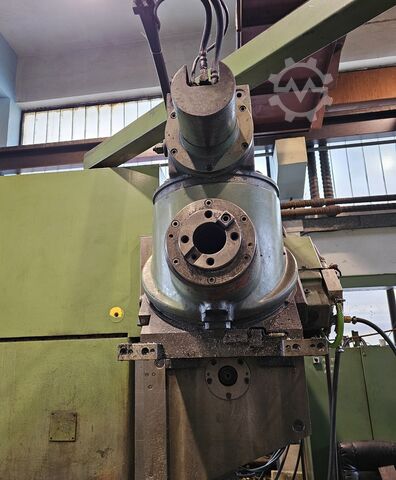 Bettfräsmaschine TOS KUŘIM FSS 80 CNC