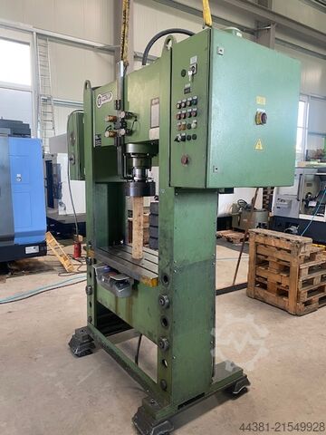 Hydraulische Presse Walther WUP