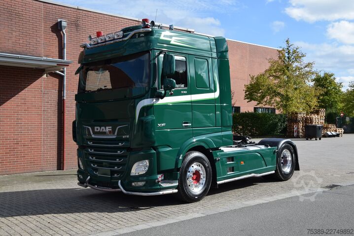 Standard tractor unit Daf XF 530 FT Retarder Leder Standklima Hydraulik