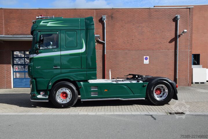Standard tractor unit Daf XF 530 FT Retarder Leder Standklima Hydraulik