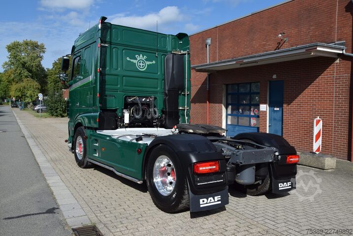 Standard tractor unit Daf XF 530 FT Retarder Leder Standklima Hydraulik