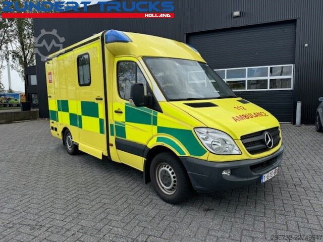 Rettungswagen Mercedes-Benz SPRINTER 316 CDI AMBULANCE