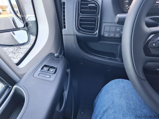 Panel van Opel Movano Kasten 2.2 HDi 140 (3,5t) L3H2 Navi App