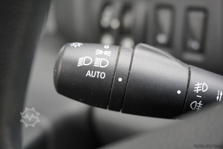 Delivery van Renault Trafic 2.0 dCi 120PK L2 - EURO 6 - Airco - Crui...