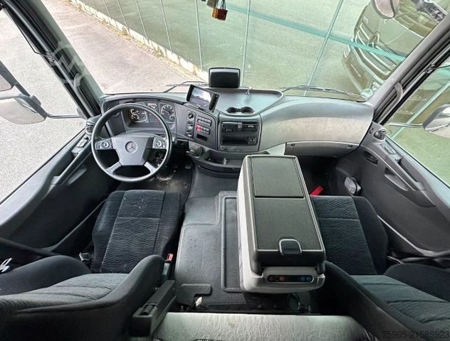 LKW mit Kofferaufbau MERCEDES-BENZ Atego 1221 EURO 6 ISOLATED BOX + HEATER SIDE DOO