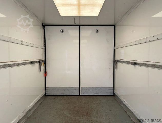 LKW mit Kofferaufbau MERCEDES-BENZ Atego 1221 EURO 6 ISOLATED BOX + HEATER SIDE DOO