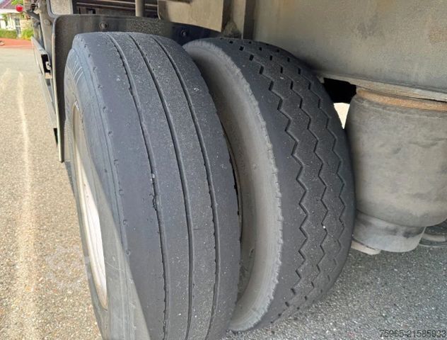 Box semitrailer  Other HTF  2-AS  HEIWO  1240 x 250 x 272 CM INWE