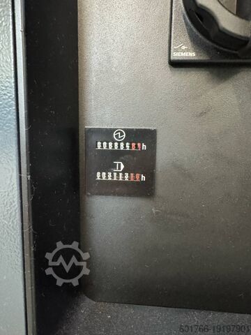 Vertikales Bearbeitungszentrum DMG MORI M1
