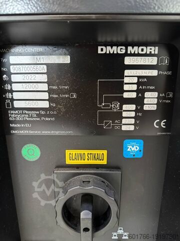 Vertikales Bearbeitungszentrum DMG MORI M1