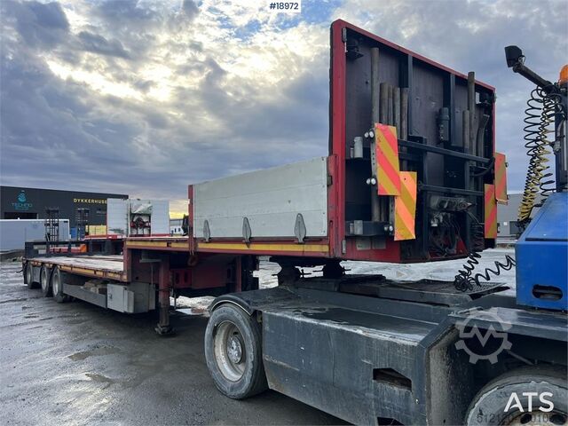 HRD 3 axle jumbo semi w/ extension of 5.5 metres HRD 3 axle jumbo semi w/ extension of 5.5 metres