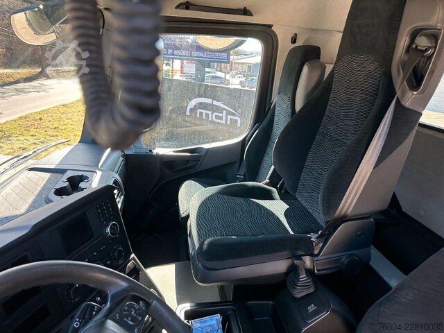 Roll-off tipper truck MERCEDES-BENZ Arocs 1832 4x2 Abrollkipper AHK 35to