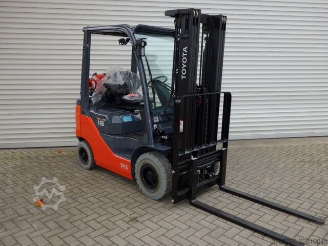 Treibgasstapler Toyota 02-8FGF15