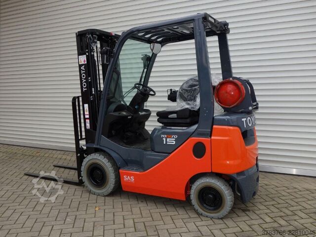 Treibgasstapler Toyota 02-8FGF15