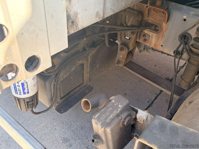 LKW mit Pritsche & Plane RENAULT MIDLUM 290 DXI / SCHLAFKABINE / EURO 5