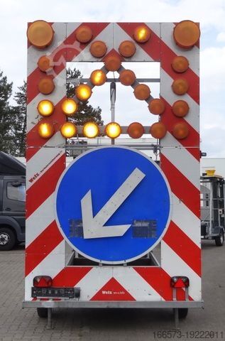 Trailer  Berghaus AM3 Verkehrsleitanhänger  Absperrtafel