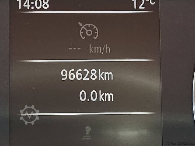 High-roof van RENAULT MASTER 2.3 DCI 130 L2H2