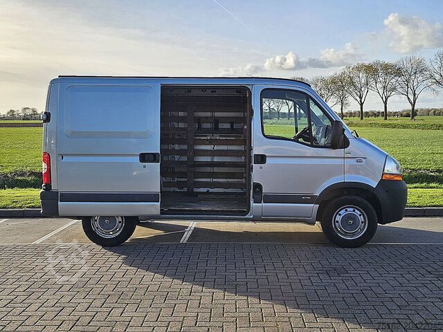 High-roof van RENAULT MASTER 2.5