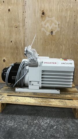 Vakuumpumpe Pfeiffer DUO 65 / ONF 035/065 D