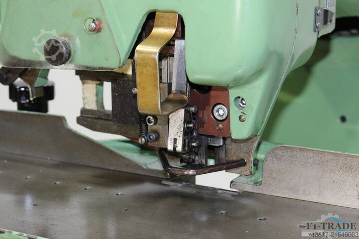 Drahtheftmaschine / Wire Stitching Machine Polygraph 703/1T