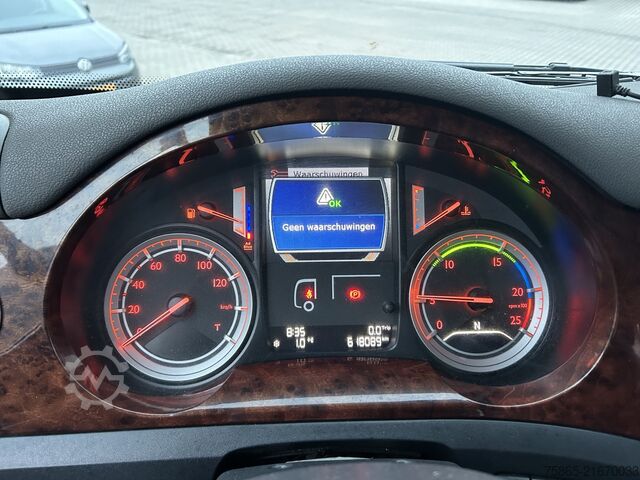 Standard tractor DAF CF 330 FT Sleeper Cab / 618 dkm / NL Truck