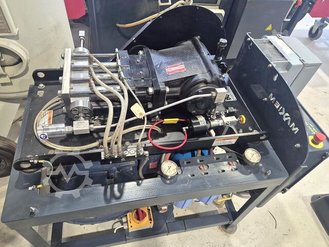 Wasserstrahlschneidanlage OMAX MAXIEM 1515