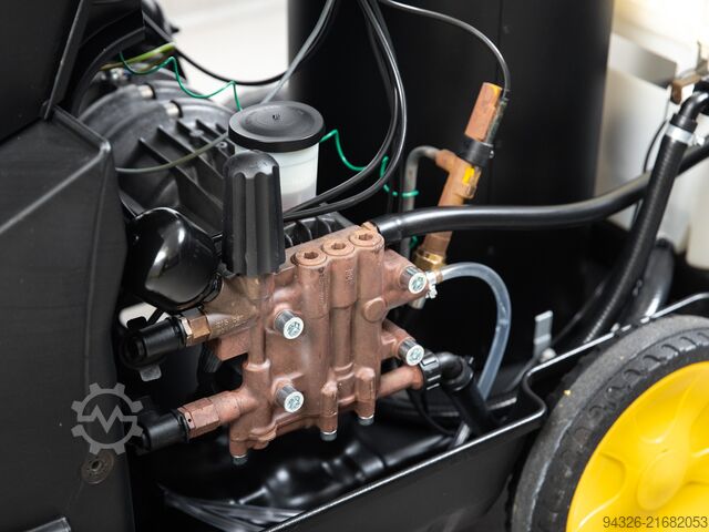 Kärcher HDS 850-4M Pressure Washer Kärcher HDS 850-4M - 900l/h - 180bar - 6,5kW
