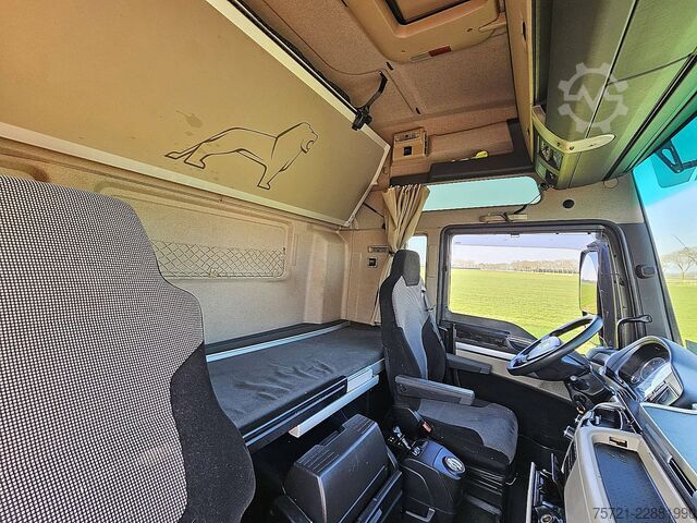Standard-SZM MAN 18.460 TGX