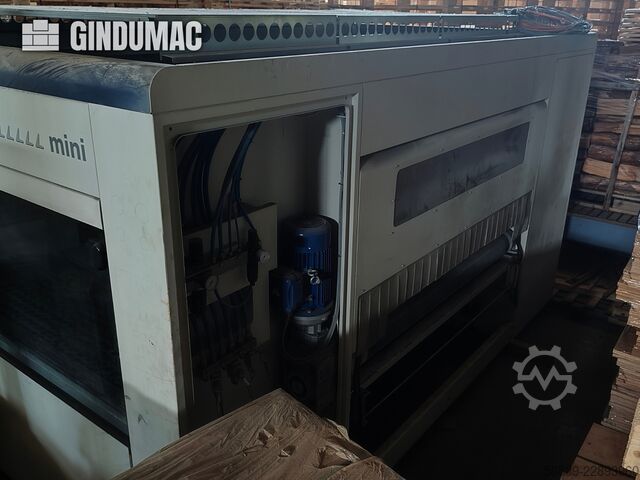 SCM  Superfici Mini SCM Superfici Mini