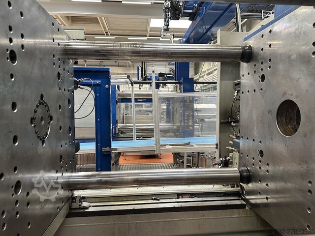 Spritzgießmaschine NETSTAL SYNERGY  S-2400-2150