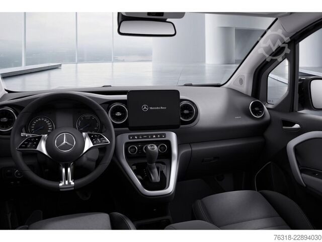 Kleinbus Mercedes-Benz EQT 200 lang 7 Sitzer Wartungspaket rubellitrot