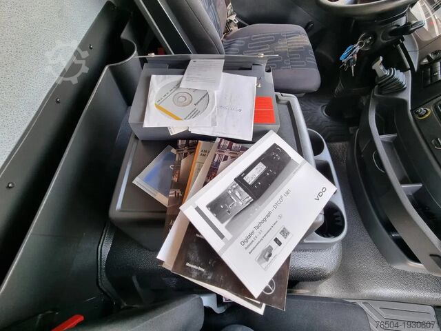 Box body Mercedes-Benz Atego 1218 Koffer/ Ladebordwand/ Airco/ Grau Me...