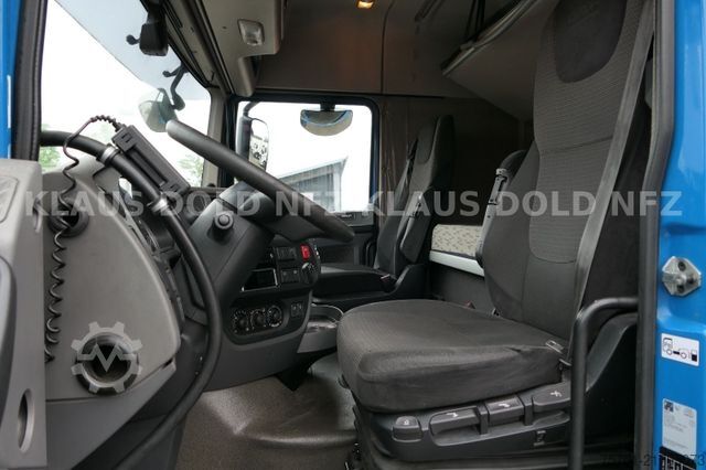 Standard tractor unit DAF XF 460 Space Cab XL-Tank Euro 6