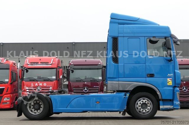 Standard tractor unit DAF XF 460 Space Cab XL-Tank Euro 6